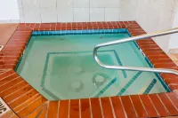 Quality Inn & Suites Sequim at Olympic National Park - Hot Tub