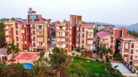 FabHotel Ocean View Apartment - Nr Dabolim Airport Hotels in Chicalim
