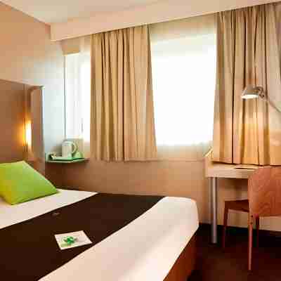 Hôtel Restaurant Campanile - Perpignan Aéroport Rooms