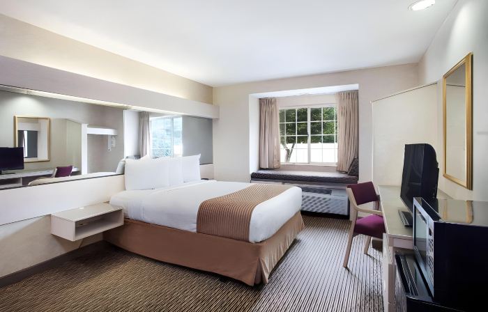 Sleep Inn & Suites