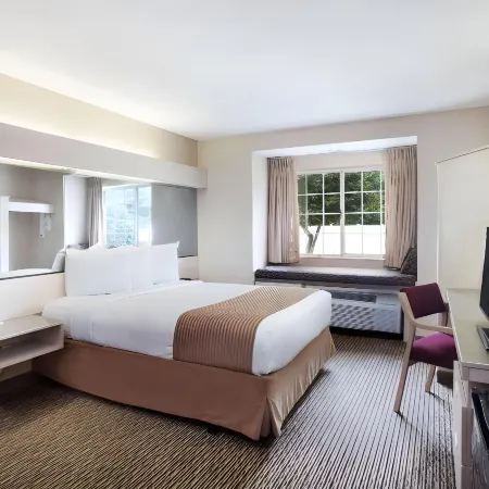 Sleep Inn & Suites