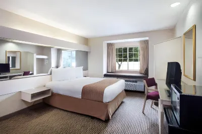 Sleep Inn & Suites