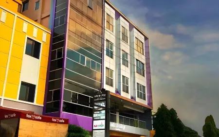 Nite & Day Surabaya - Gunungsari