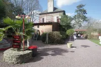 Domaine de la Belle Normandie Hotels in Pont D'ouilly
