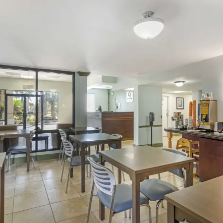 Quality Inn & Suites St Augustine Beach Area