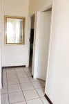 Cozy 3 Bed Duplex ,sleeps 6 With Double Bathroom
