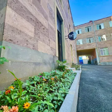 Seva Komitas Hotel