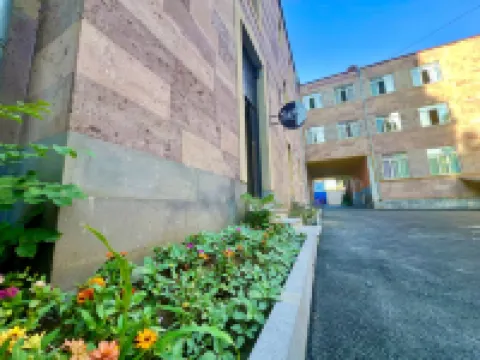 Seva Komitas Hotel 酒店