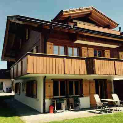 Alpine Retreat Hotel Exterior