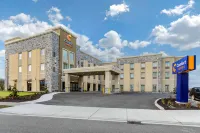 Comfort Suites Burlington Near I-5 Hotels in Mount Vernon