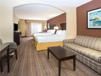 Holiday Inn Express & Suites Pauls Valley