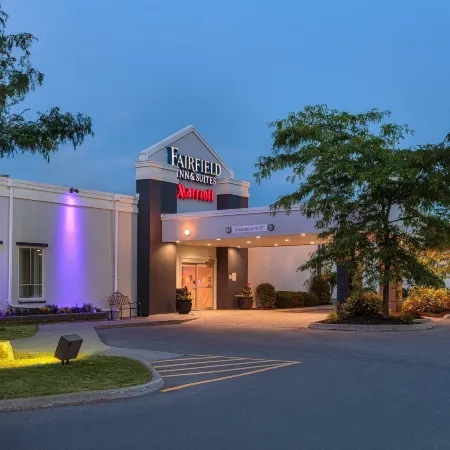 Fairfield Inn & Suites Belleville