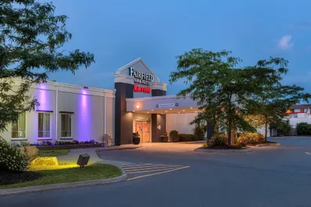 Fairfield Inn & Suites Belleville