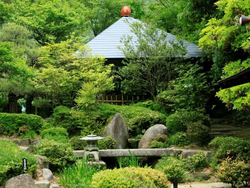 Hotel Kamogawaso Hotels in Takehara