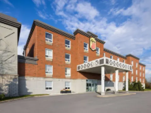 Super 8 by Wyndham St-Jerome Hotels in Saint-Jerome
