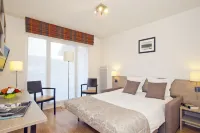Residhome Genève Prévessin le Carré d'Or Hotels in Échenevex