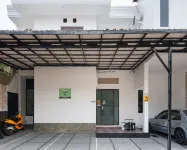 Urbanview Don Juan Pondok Gede by RedDoorz Hotel di Pondokmelati