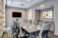 Hampton Inn Boston/Waltham Hotels in Waltham