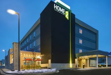 Home2 Suites by Hilton Richmond Отели рядом с достопримечательностью «Two Sisters Books & More»