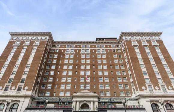 阿姆威格蘭德廣場希爾頓格芮精選酒店