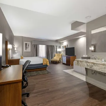 Best Western on the Avenue