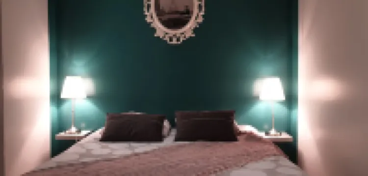 Médicis apartment with garage Отели в г. 