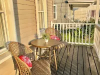 Welcome to happy home Oswego 5 bedroom to bathroom house with WiFi and AC Hotels in Oswego