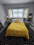 Becky's Bee Hive, Clean, Cozy, Affordable and Family Friendly!