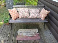 Newly renovated. Cozy home for a perfect quiet getaway 25 miles from Marquette