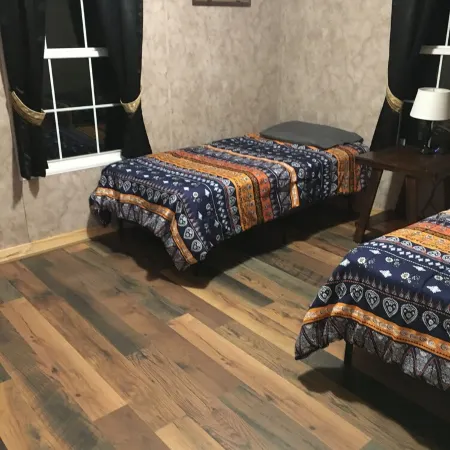 Centrally located between Bryson City, Sylva and Cherokee.5 mins to the Casino.