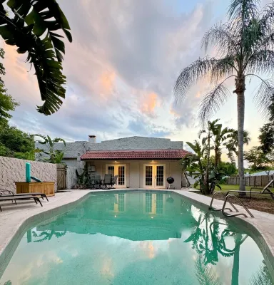 Casa Antigua: Historic Villa with POOL & FIRE-PIT