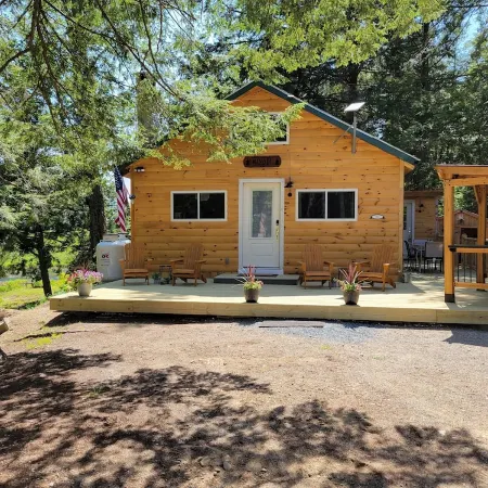 Waterfront "Rivah Lodge",Ultimate "OFF GRID" ExperienceNice Drive to Acadia