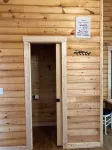 Treehouse cabin-unique stay-convenient location yet very secluded atmosphere