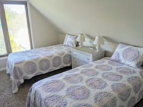 Lewes Beach Retreat 2 Minute Walk to Bay!