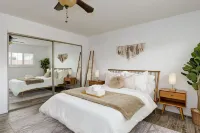 Cozy Scandi Boho Getaway with Massage Chair and BBQ