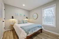 Pocono's LAKEFRONT home - Completely Renovated w/Game Garage and New Hot Tub
