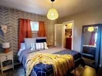 The Rustic Hideaway (Full Remodel) Hotels in Challis