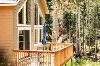Mountain Getaway and Family Retreat