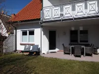 Bright and friendly apartment for 4 p. With 2 bedrooms, terrace / garden