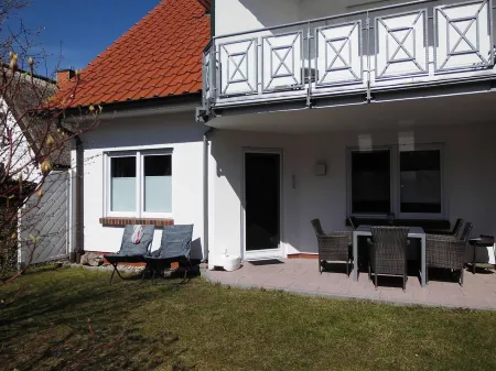 Bright and friendly apartment for 4 p. With 2 bedrooms, terrace / garden