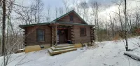 Cozy Cabin on 11 acres w/ Lake&Mtn Views. wifi, great cell svc moderated AC.