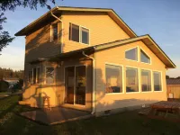 Panoramic Ocean View! Amazing Sunsets! Whale Watching!