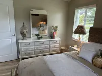 Lake House! Game Room, Fire Pit, Huge Kitchen, Remodeled!