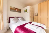 Shelley’s Seaside Stay (Garden / Parking)