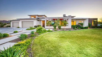 Scottsdale Sanctuary - Rooftop Views, Casita, Heated Pool & Luxe Outdoor Living Hotels near Mountain Shadows Resort Scottsdale