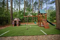 🏡 Whisky Hollow: Pets 🐾, Private Heated Pool 🏊‍♂️, Arcade 🕹️, Playground 🎠