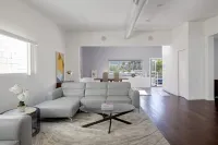 LUXURY ROOF TOP PENTHOUSE  IN THE MIDDLE OF PALM SPRINGS