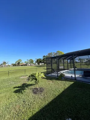 SW Florida close to beach.   HEATED SALT WATER POOL