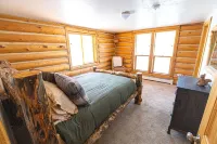 Red Feather Lakes Cozy Log Cabin