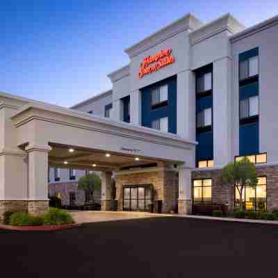 Hampton Inn & Suites Manteca Hotel Exterior